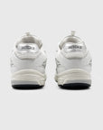 Arena White Silver
