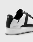 Rune White Black