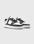 Rune White Black