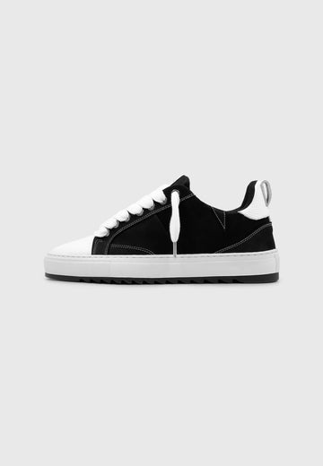 Charm Black white