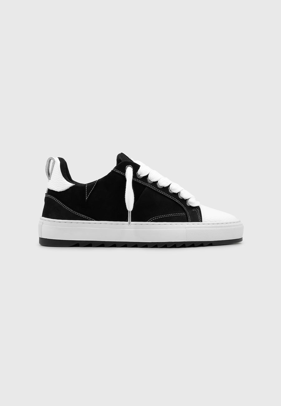 Charm Black white