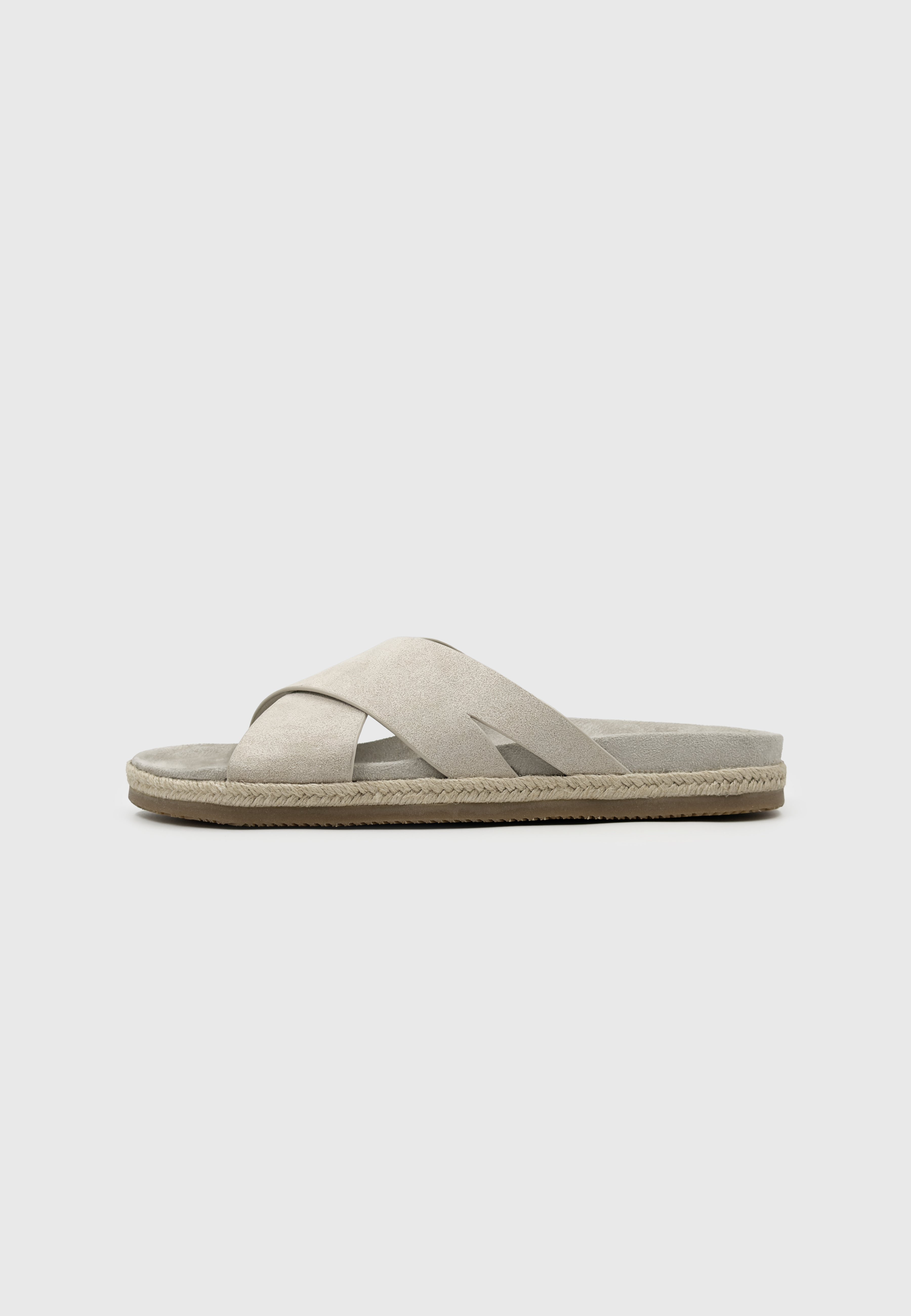 Dune Cross Sandal Sand
