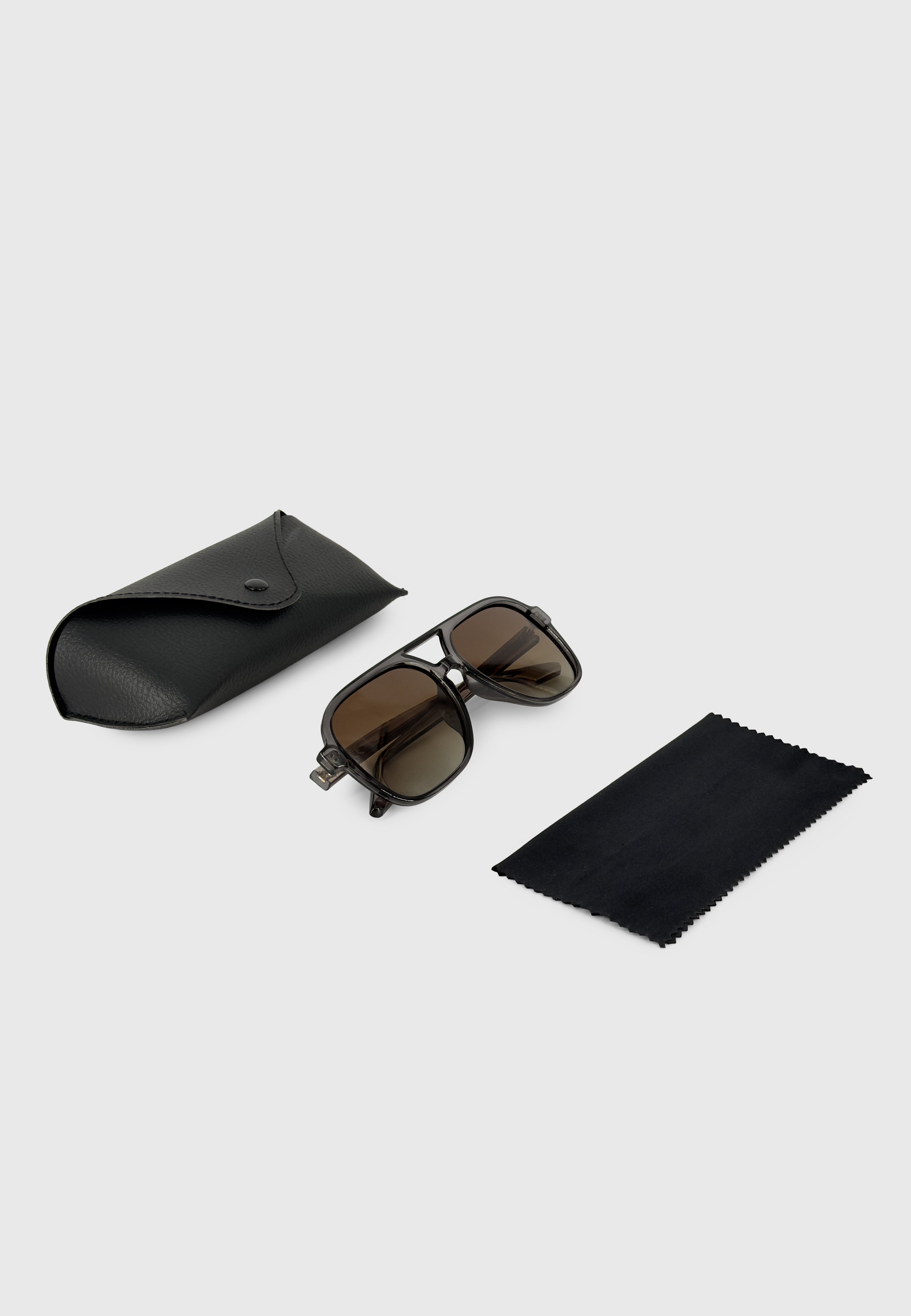 Nova Sunglasses Grey Liquid