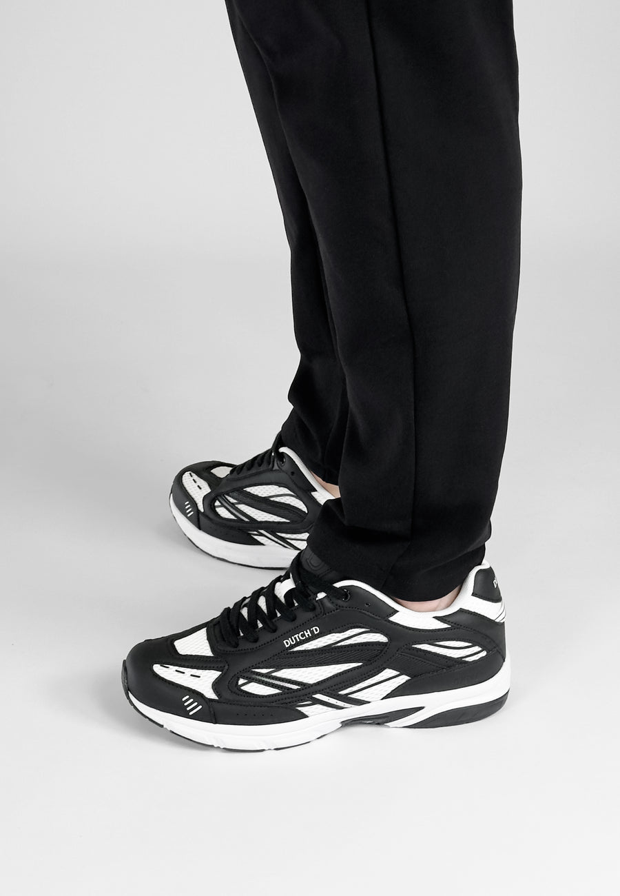 Arena White Black
